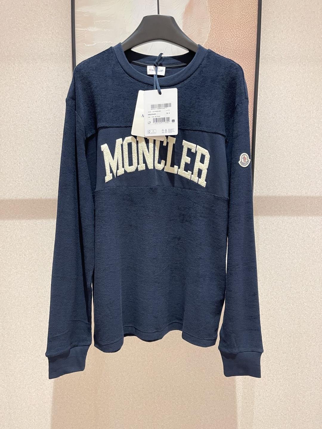 몽클레어 긴팔 라운드 맨투맨 Moncler3304