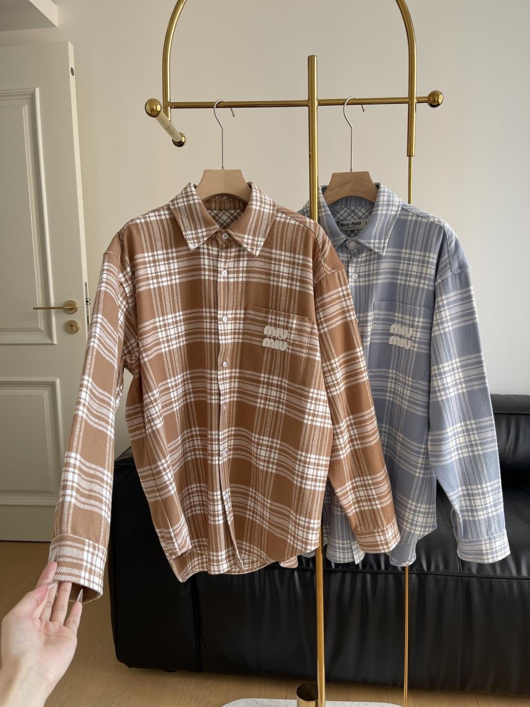 미우미우 체크 셔츠 Miu3619