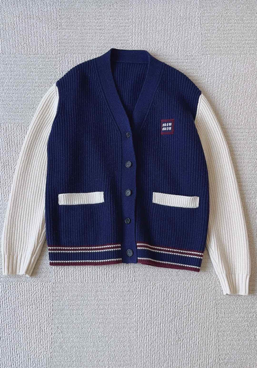 미우미우 가디건 니트 스웨터 Miu3622