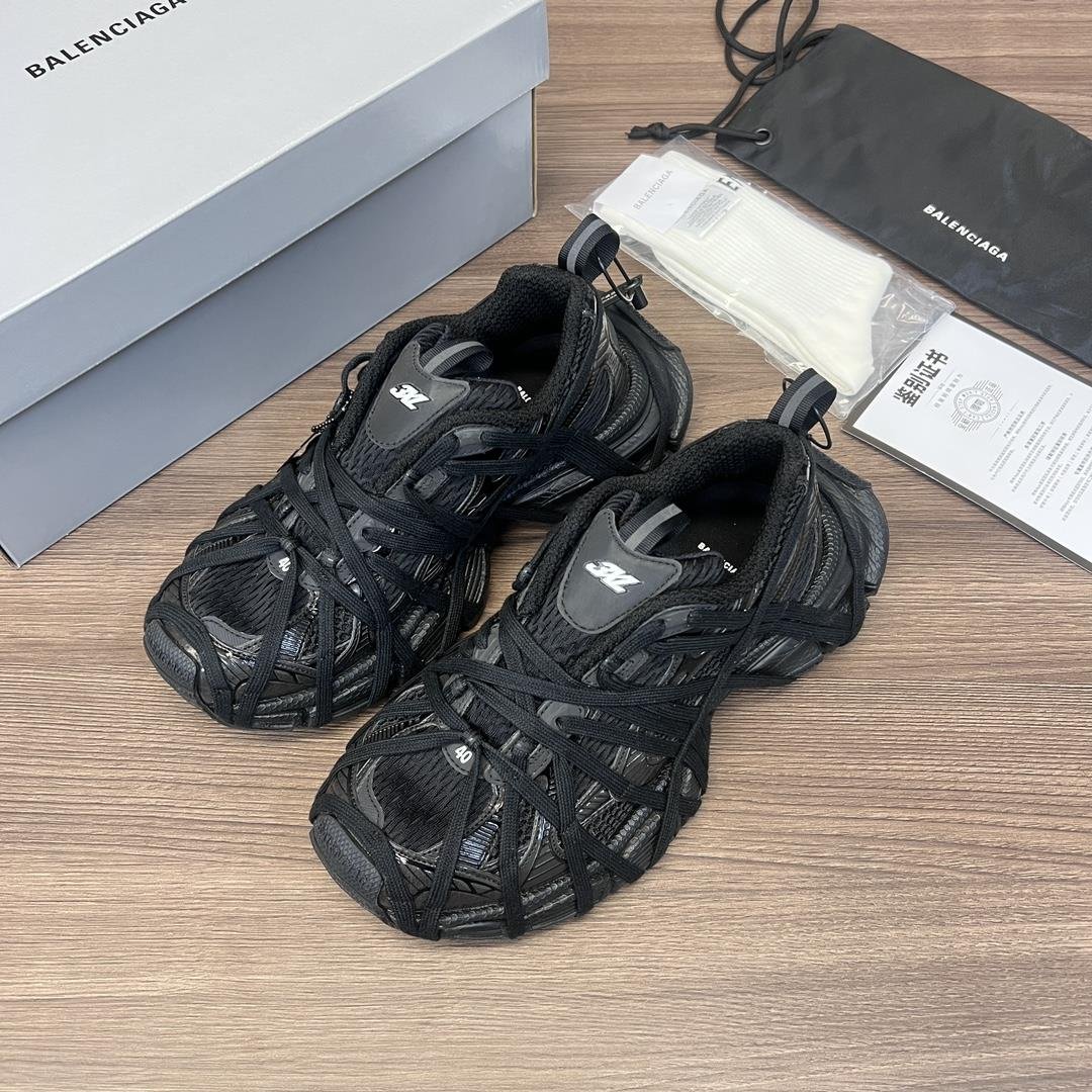 발렌시아가 모던 통굽 스니커즈-블랙 balenciaga5746